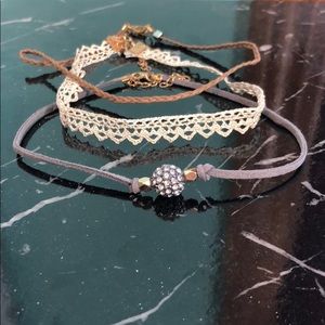 Bundled Choker Set